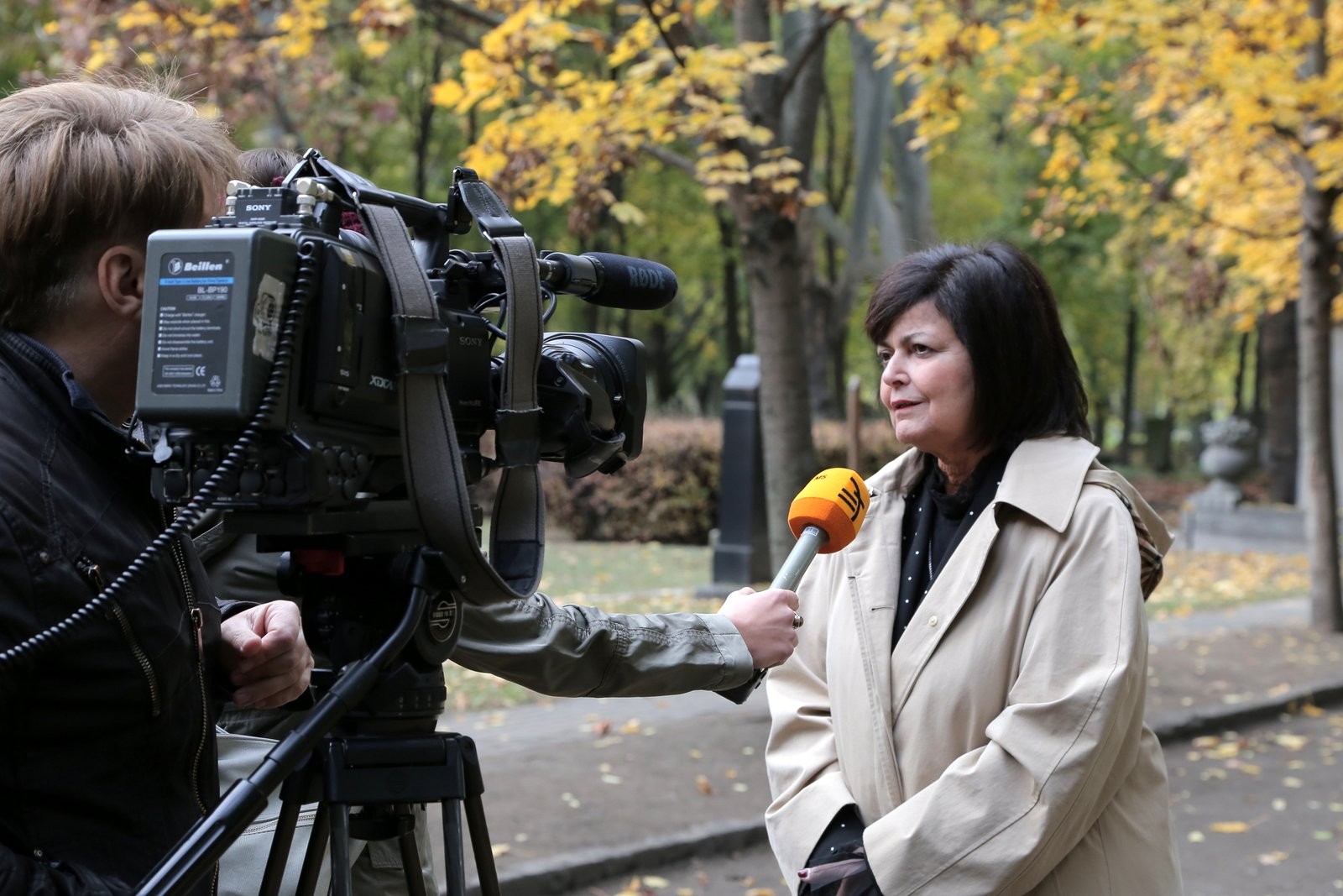 Radnóti Miklósra emlékezett a NÖRI a Fiumei úti sírkertben