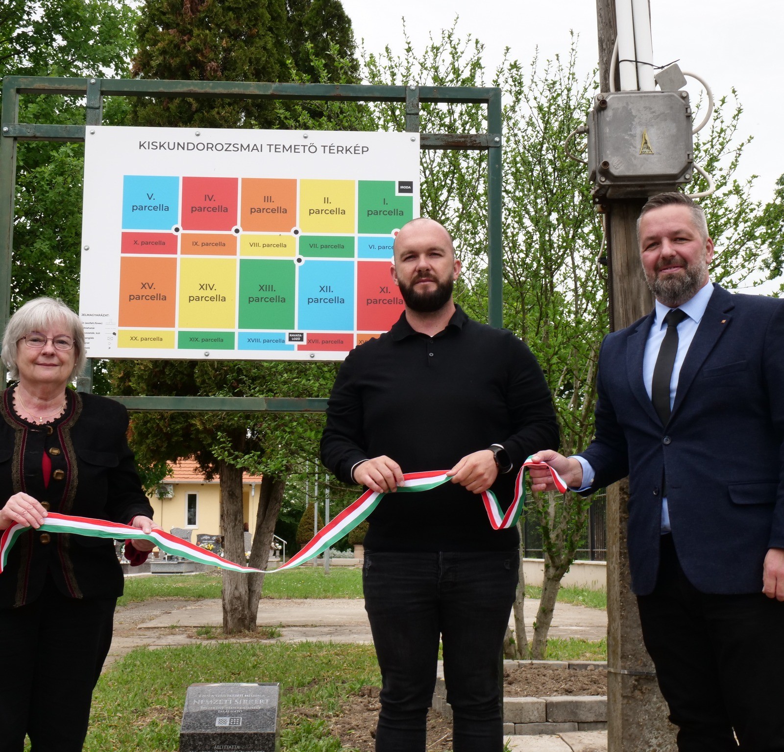 A szegedi temetőket is megjelöltük okos parcellakővel