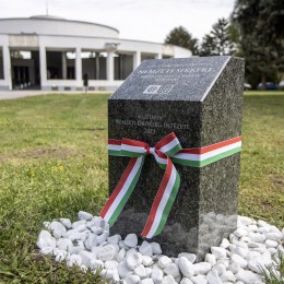 Okos parcellakő avatása - Esztergom