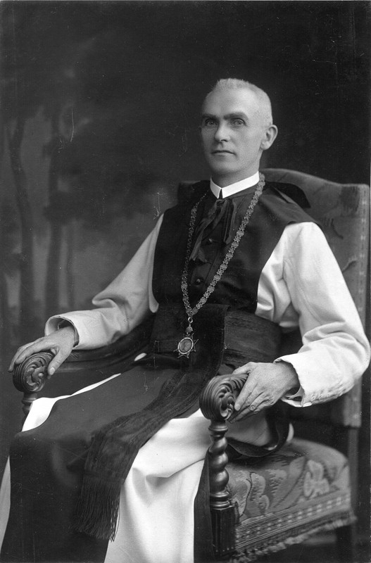 Békefi Remig József (1880-ig Brökl József)