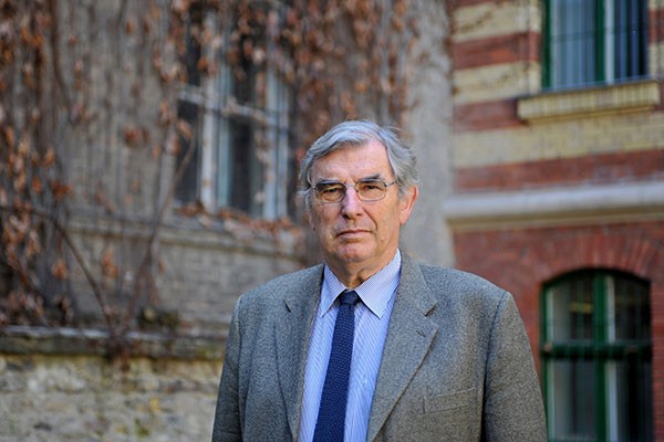 Elhunyt Granasztói György