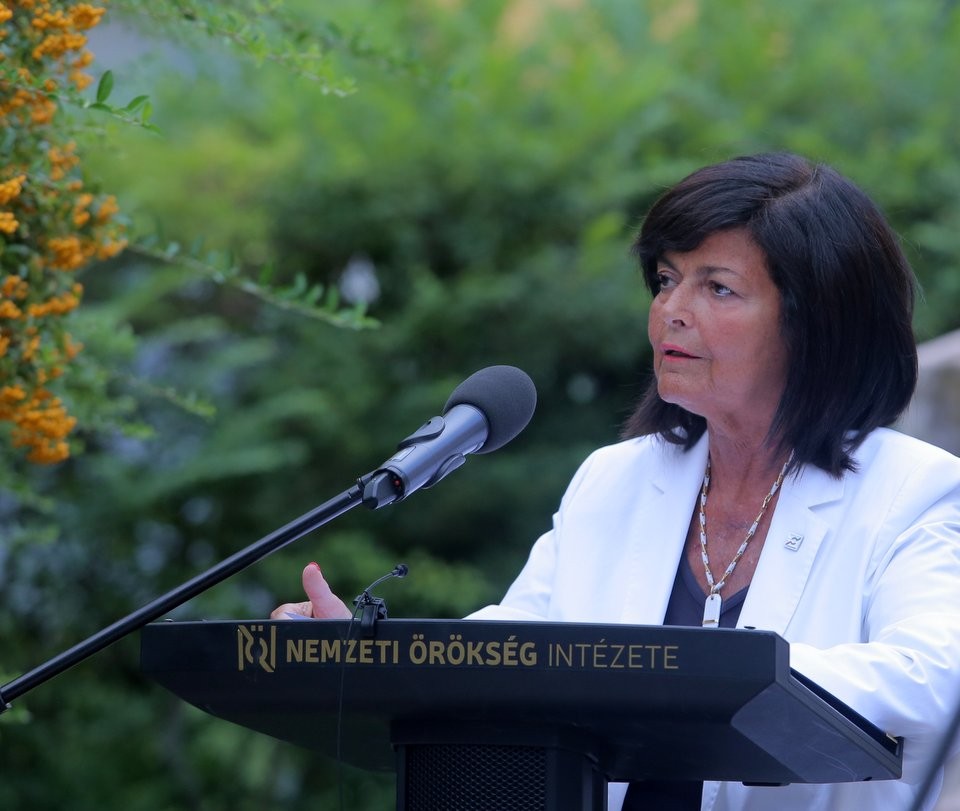 Búcsúzik a NÖRI éléről Radnainé dr. Fogarasi Katalin